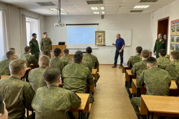 История Дня защитника Отечества: формирование наградной системы России