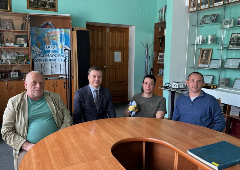 Роман Жданов вернулся с соревнований